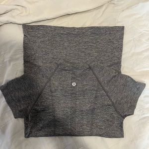 Grey Short Sleeved LuluLemon SwiftyTech